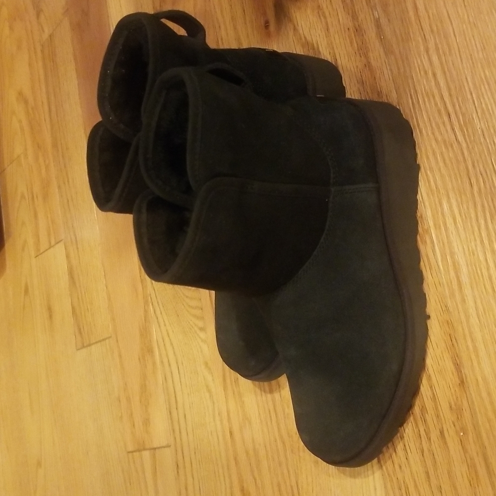 Ugg Kristin ankle boots sz 5.5
